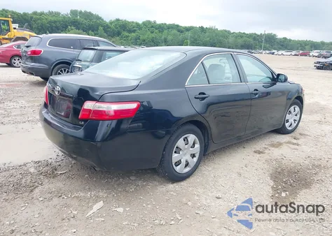 2009 Toyota Camry Le z USA, uszkodzony, nr VIN 4T1BE46K09U415704